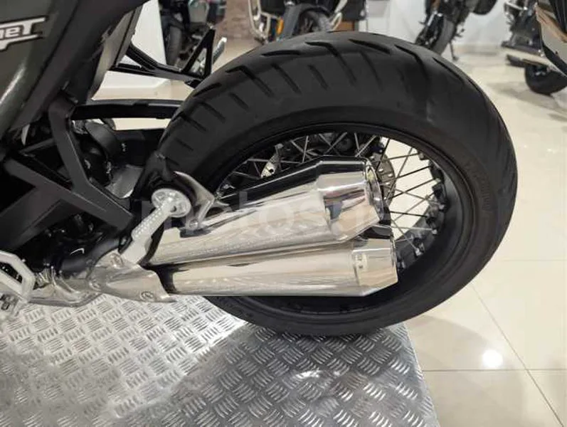 BMW R 12 nineT - Vista 25