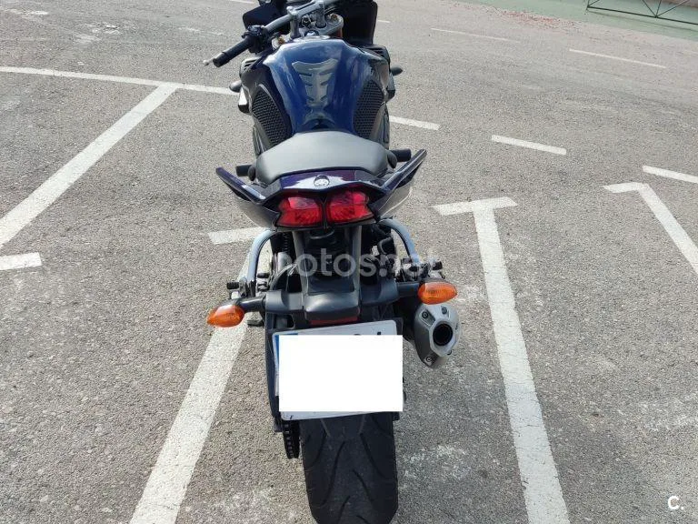 Yamaha FZ1 Fazer - Vista 5