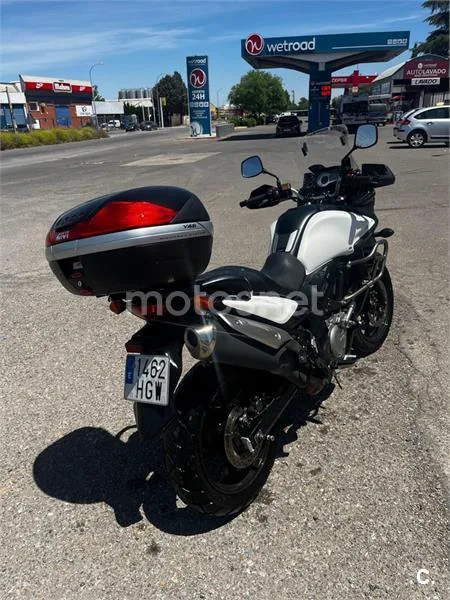 Suzuki V-Strom 650 - Vista 3