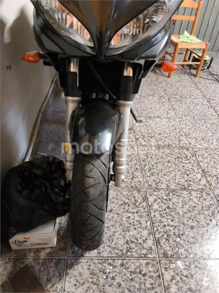 Yamaha FZ6 Fazer - Vista 5