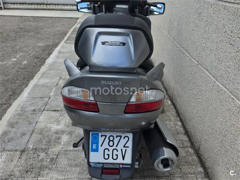 Suzuki Burgman 650 Executive 2600 € 2008 Ourense - 2