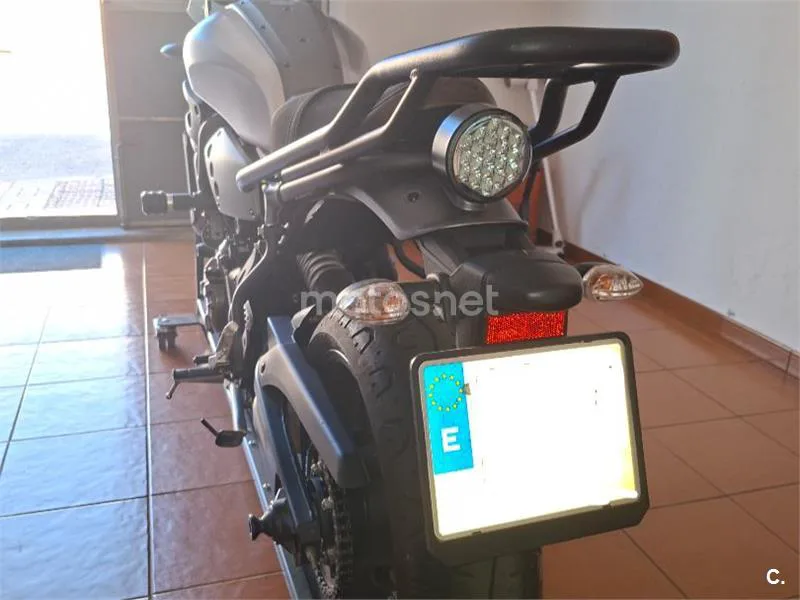 Yamaha XSR700 - Vista 4