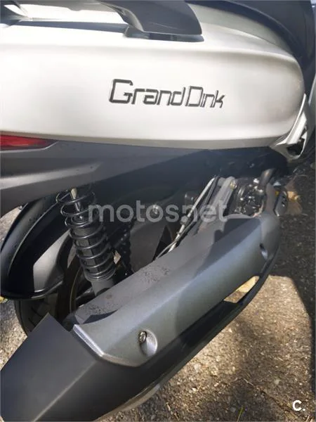 Kymco Grand Dink 300 - Vista 6
