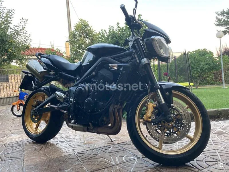Triumph Street Triple R 4550 € 2011 Madrid - 2