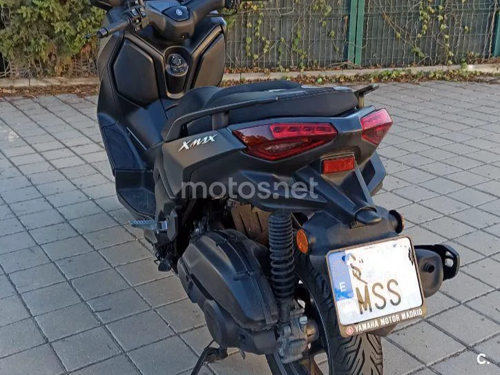 Yamaha XMAX 125 - Vista 8