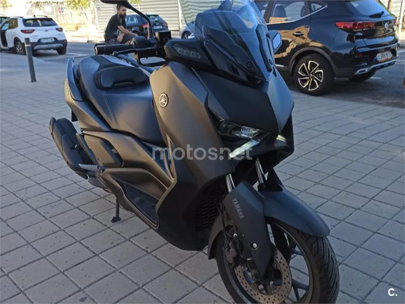 Yamaha XMAX 125 - Vista 10