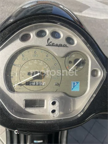 Vespa LX 125 - Vista 7