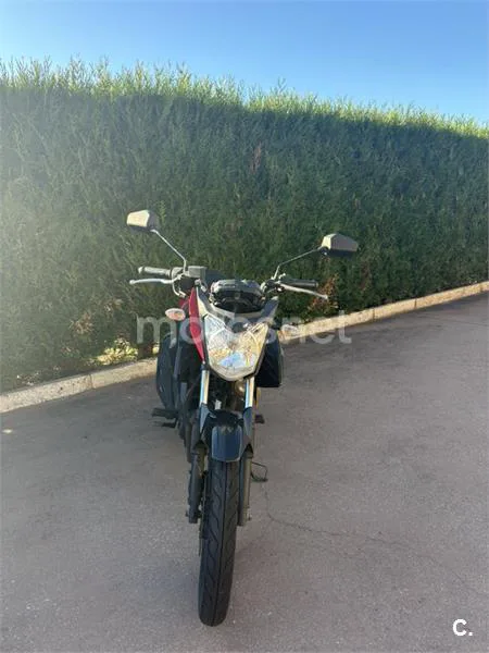 Yamaha YS125 - Vista 4