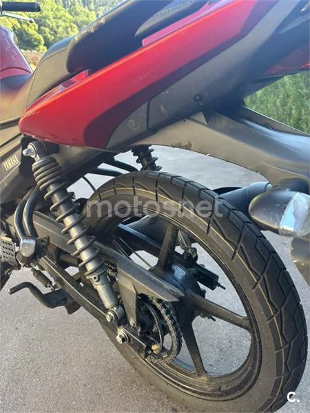 Yamaha YS125 - Vista 6