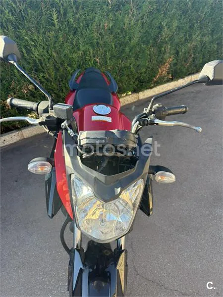 Yamaha YS125 - Vista 8