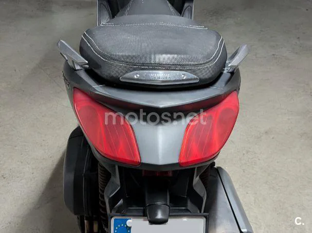 Yamaha XMAX 250 - Vista 4
