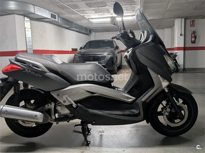 Yamaha XMAX 250 - Vista 6