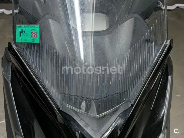 Yamaha XMAX 250 - Vista 7
