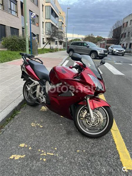 Honda VFR800F - Vista 11