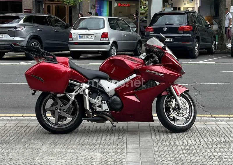 Honda VFR800F - Vista 5