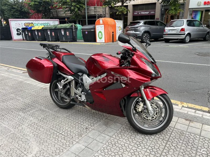 Honda VFR800F - Vista 6