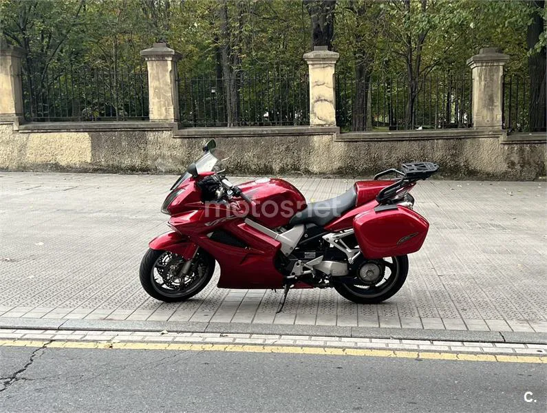 Honda VFR800F - Vista 7