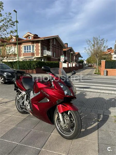 Honda VFR800F - Vista 8