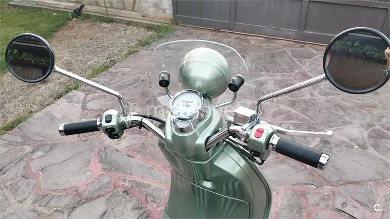Vespa LX 125 - Vista 10