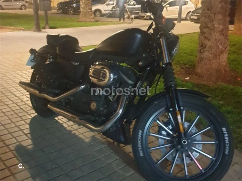 Harley-Davidson Iron 883 - Vista 3