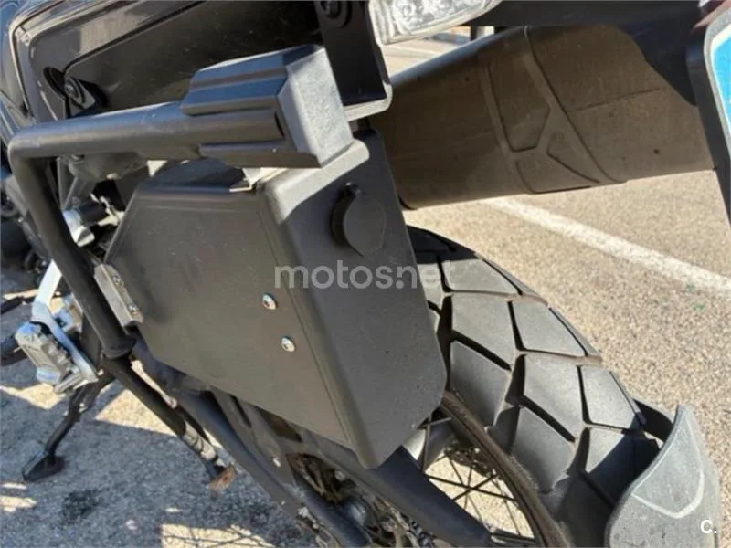 Benelli TRK 502 - Vista 8