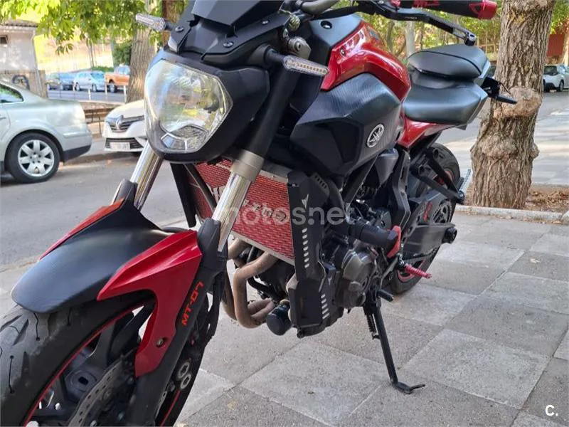 Yamaha MT-07 - Vista 4