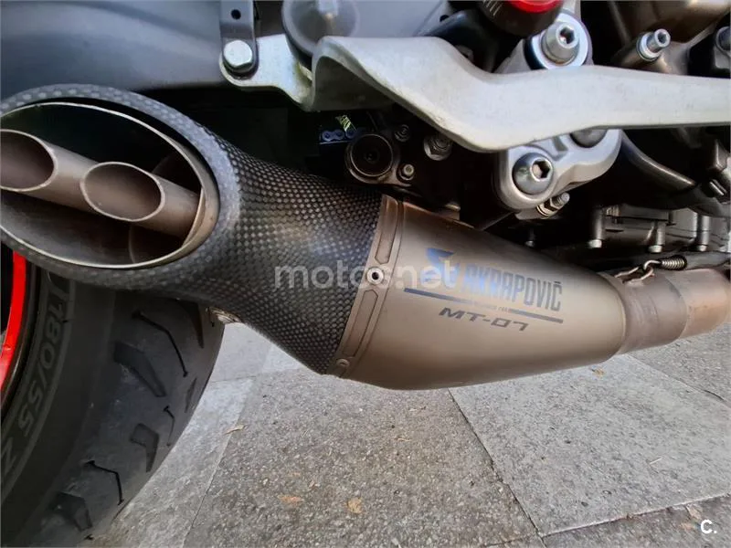 Yamaha MT-07 - Vista 6