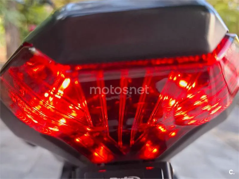 Yamaha MT-07 - Vista 7