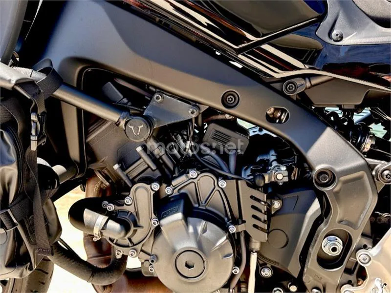 Yamaha Tracer 9 - Vista 7