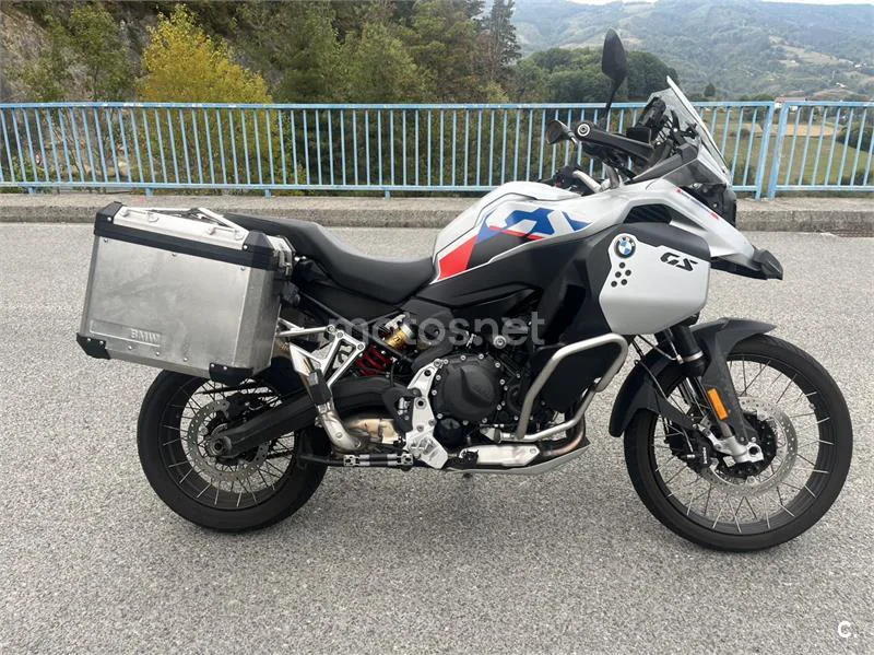 BMW F 900 GS - Vista 3