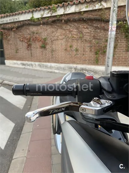 Yamaha TMAX 500 - Vista 7