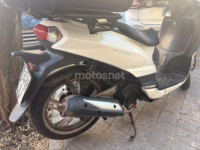 Peugeot Tweet 125 - Vista 7