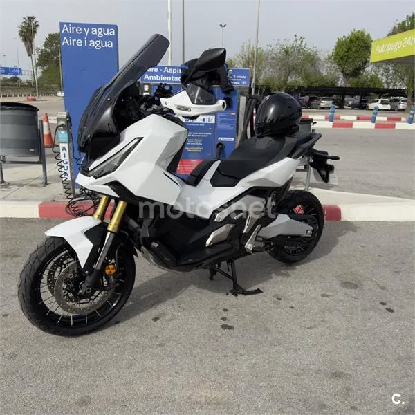 Honda X-ADV - Vista 4
