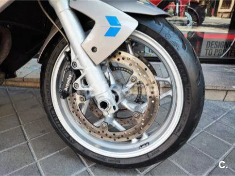 BMW F 800 ST - Vista 3