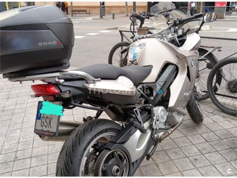 BMW F 800 ST - Vista 8