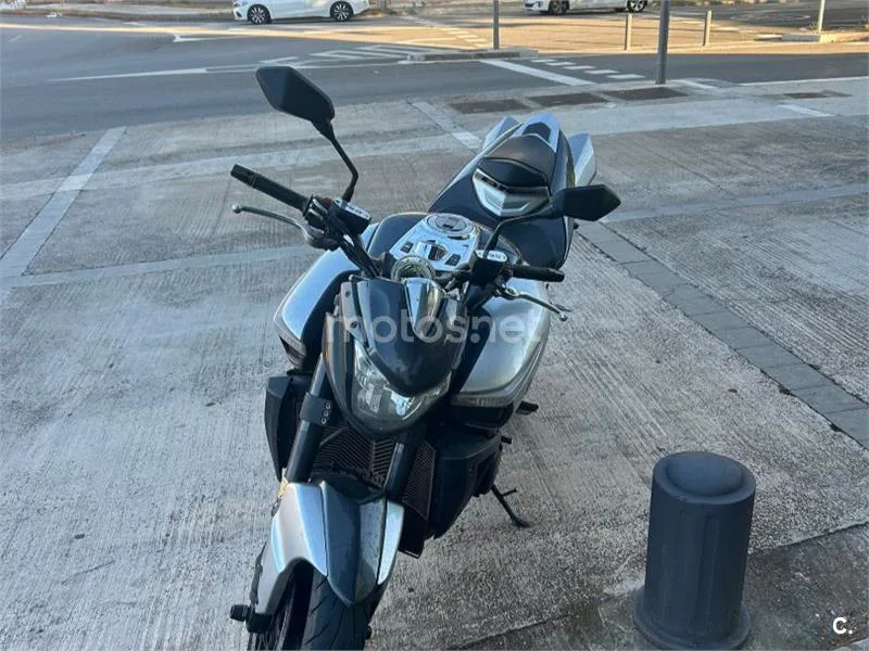 Suzuki B-King - Vista 6