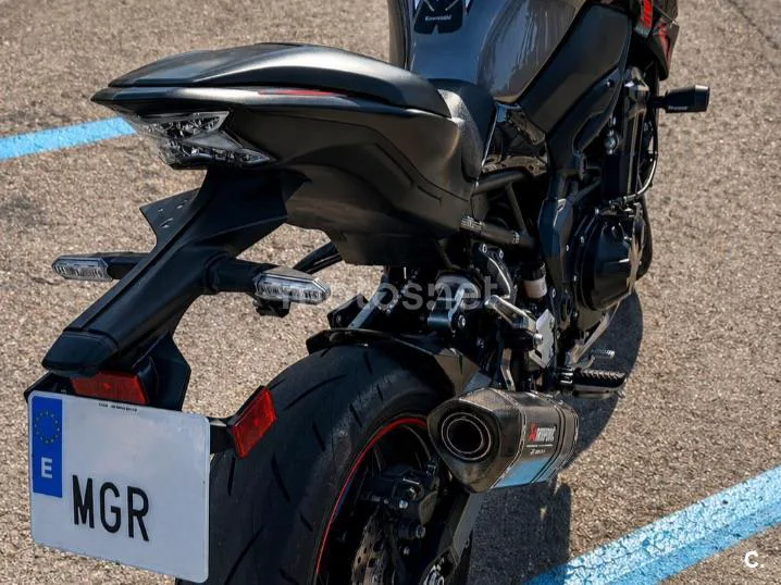 Kawasaki Z900 - Vista 6