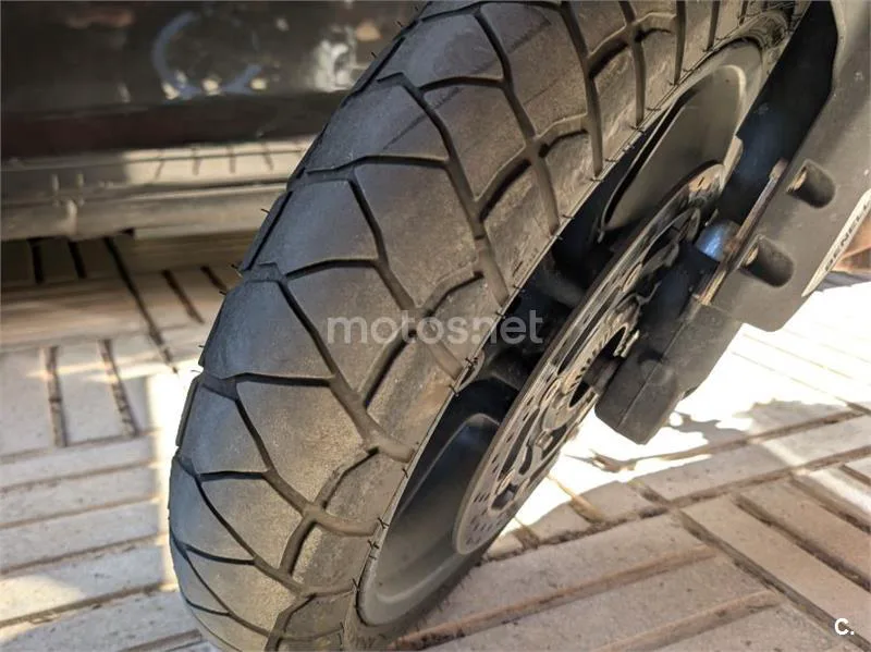 Benelli TRK 702 - Vista 12