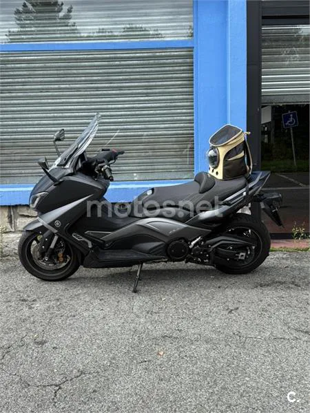 Yamaha TMAX 530 - Vista 11