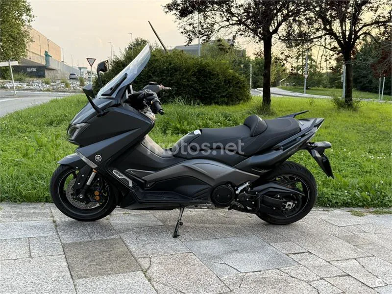 Yamaha TMAX 530 - Vista 6