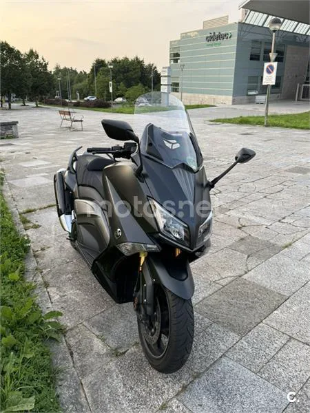 Yamaha TMAX 530 - Vista 8