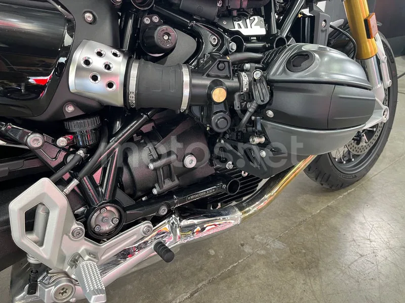 BMW R 12 nineT - Vista 13