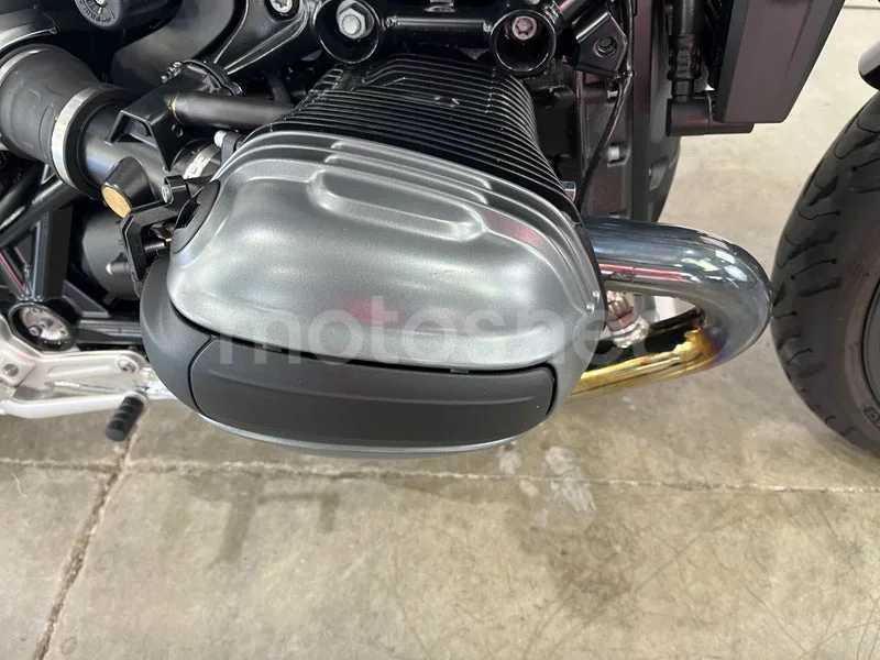 BMW R 12 nineT - Vista 18