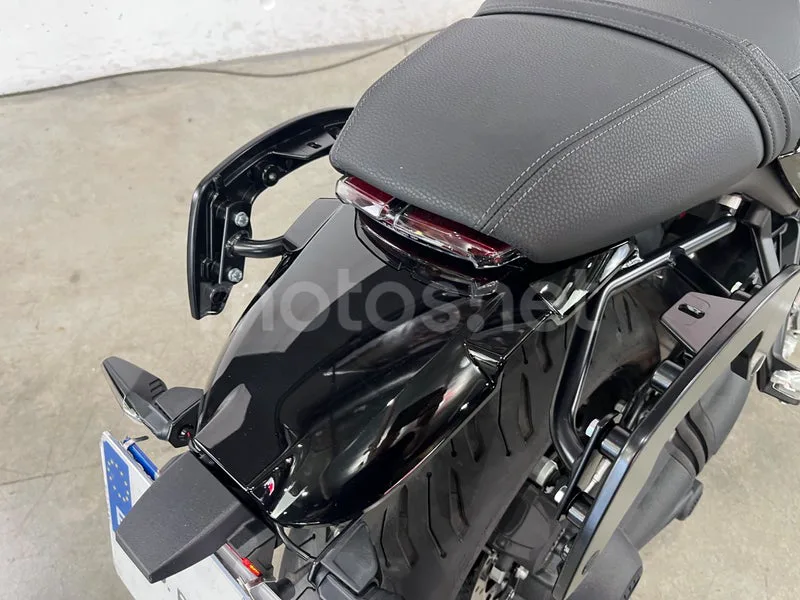 BMW R 12 nineT - Vista 30