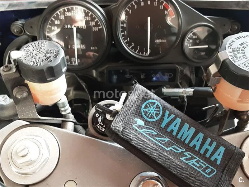 Yamaha YZF750R - Vista 6