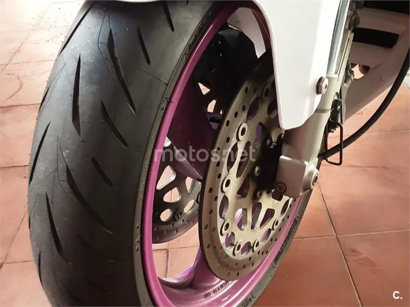 Yamaha YZF750R - Vista 10