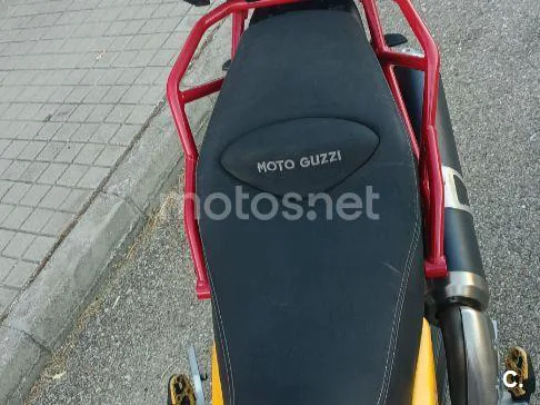 Moto Guzzi V85 TT - Vista 14