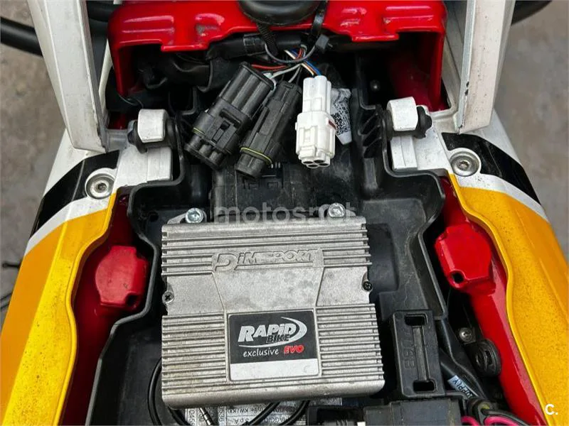 Moto Guzzi V85 TT - Vista 20