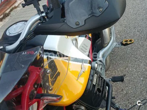 Moto Guzzi V85 TT - Vista 5