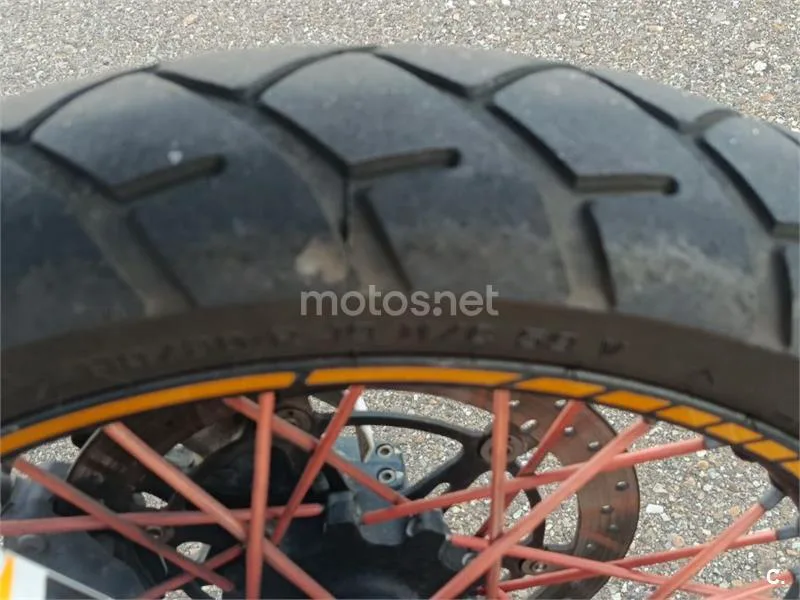 Moto Guzzi V85 TT - Vista 7